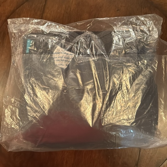 NWT - Chubbies - The Are You Afraid of the Dark High-Pile Fleece Hoodie 2.0 - Picture 9 of 9